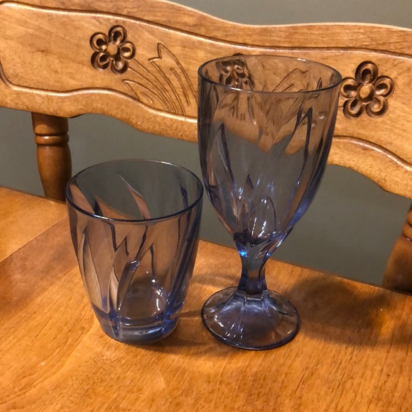 Collectible Light Blue Water Goblet and tumbler Set of (2) - Picture 1 of 4